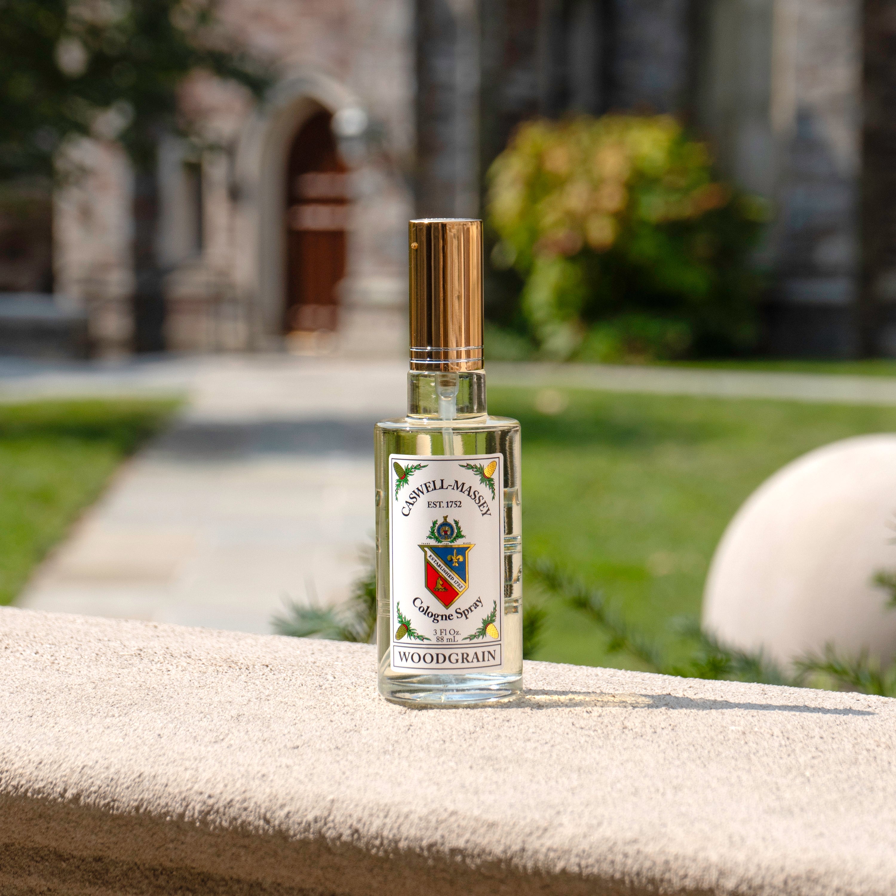 Woodgrain Sandalwood Cologne Fragrance Caswell-Massey®