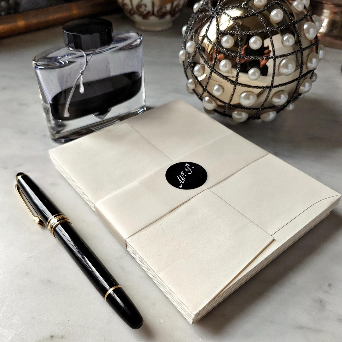 The Lover's Eye - Pearl - Pack of Note Cards