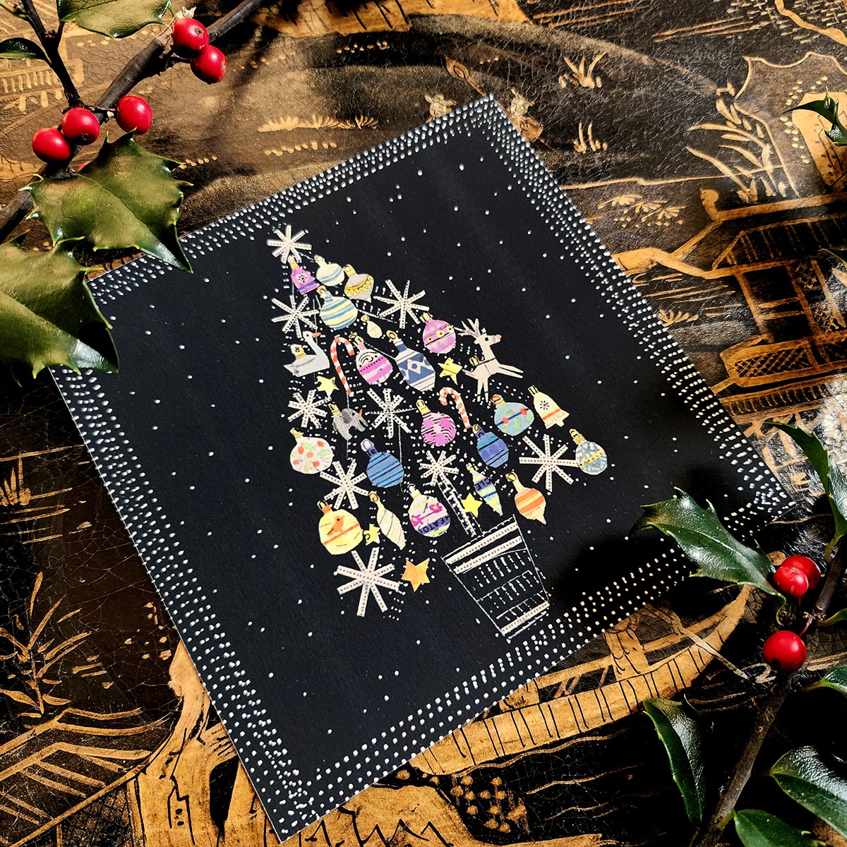 Sarah V Battle: 'ChristmasShire' Holiday Note Card Set