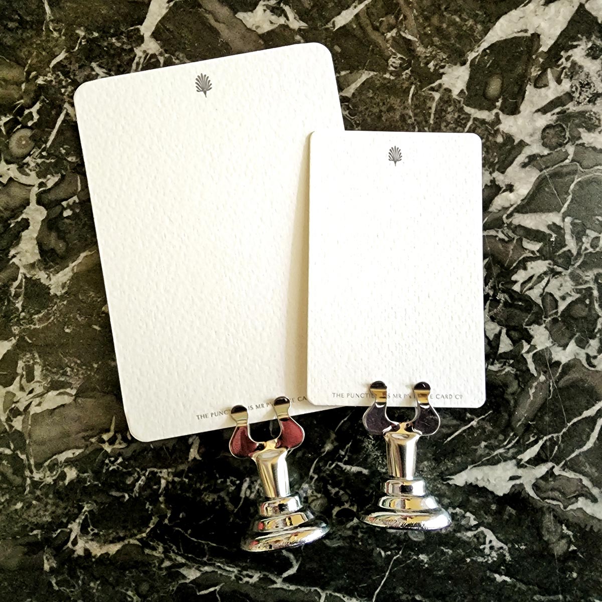 Coronet Nouveau - Place Cards - Upright