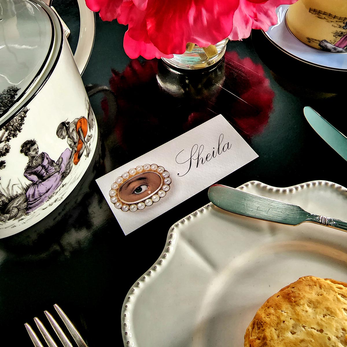 Lover's Eye - Noir - Place Cards - Laydown