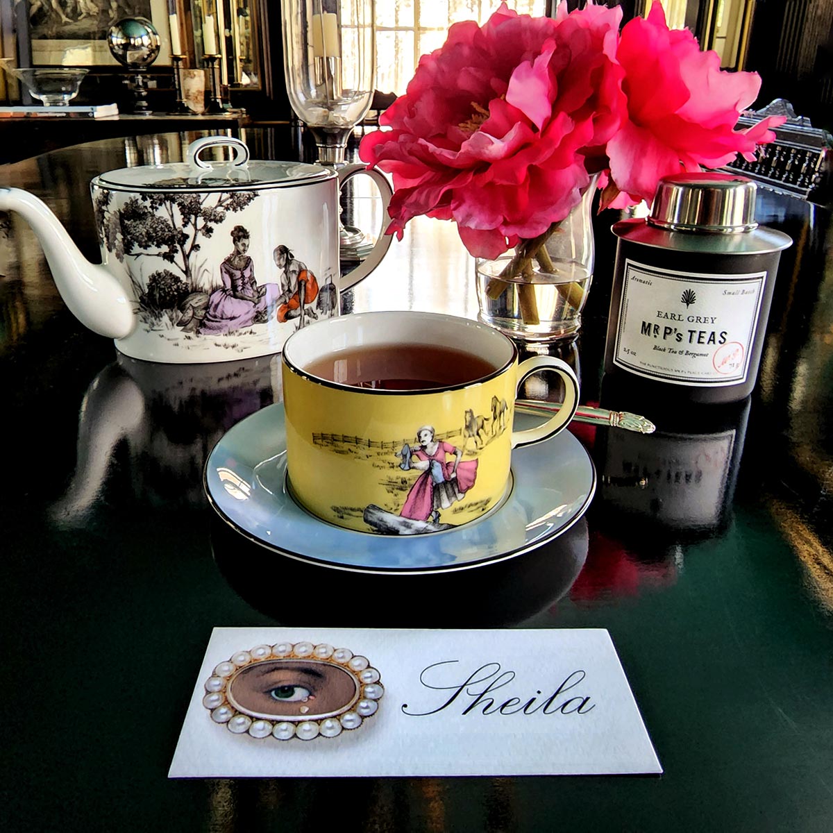 Lover's Eye - Noir - Place Cards - Laydown
