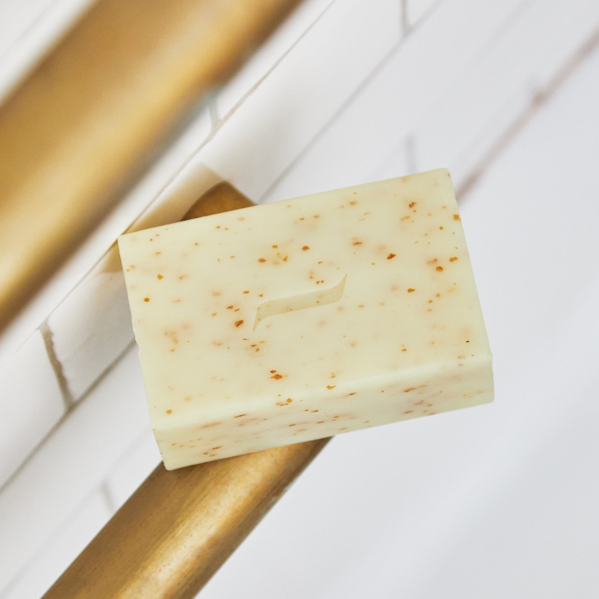Caswell-Massey Scrub Bar Soap for Men, Exfoliating Bar Soap with natural ingredients
